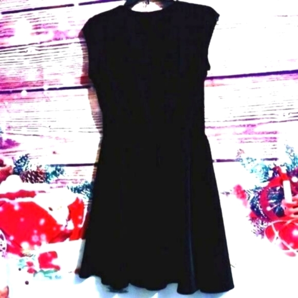 VINTAGE BLACK FLOUNCE PLEATED FESTIVE PARTY DRESS WOMEN'S SIZE 6 - Picture 3 of 9